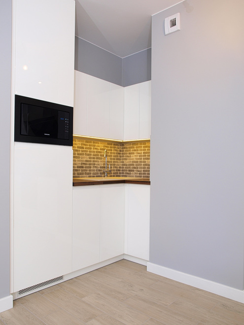 Kuchnia na wymiar Warszawa — styl loft, cegła i drewno 4